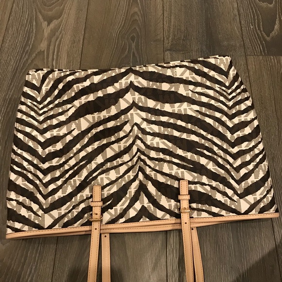 MK laptop tote - Picture 3 of 4